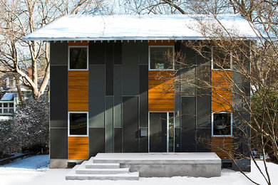 Inspiration for a modern house exterior in Other.