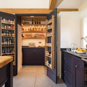 BESPOKE COUNTRY KITCHEN EXTENSION, BILLINGSHURST, WEST SUSSEX