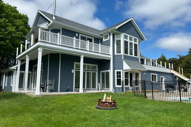 Exterior home photo in Bridgeport