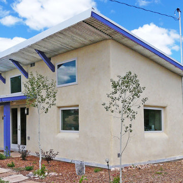 EcoSita | passive solar straw bale guest studio