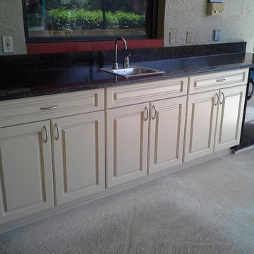 Outdoor Kitchen