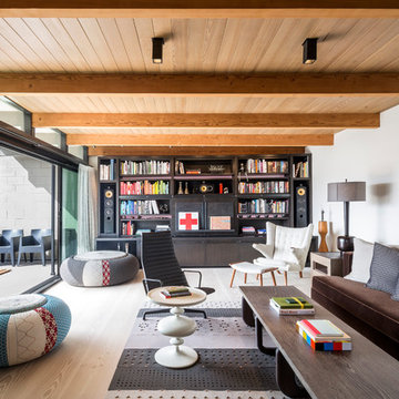 Contemporary Living Room