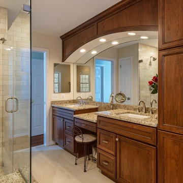 Woodbridge Traditional Master Bathroom