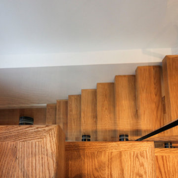 Project #98 | Modern Mono-beam Staircase with Glass Railing
