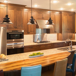 Mouser Cabinetry - Kitchen Cabinetry