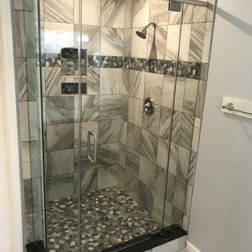 Showers/Tubs