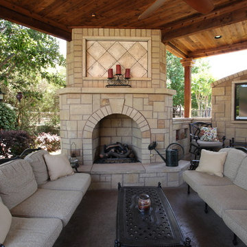 Hard-scapes and Outdoor Living in Tight Spaces