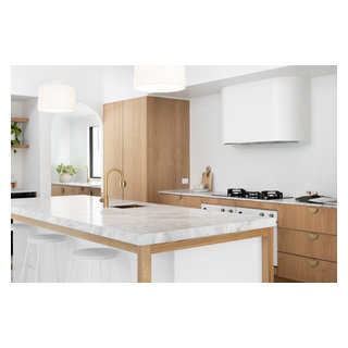 La Banos - Contemporary - Kitchen - Brisbane - by KjK Interiors