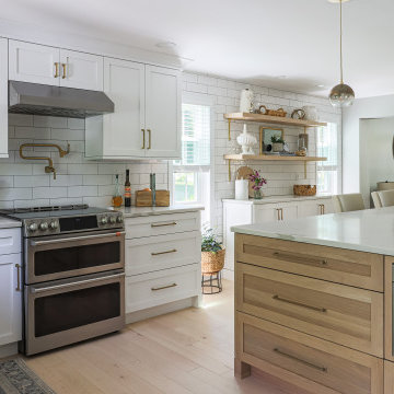 Winter Drive Kitchen, Hooksett