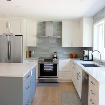 Transitional Kitchen in Lynn Valley