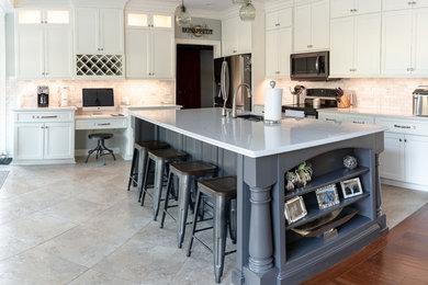 Example of a kitchen design in Columbus