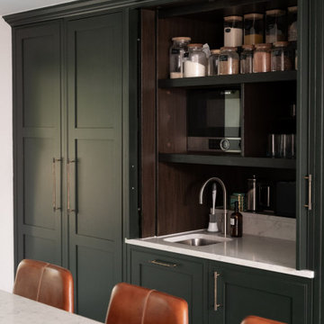 Classic In-Frame Shaker Kitchen & Bar - Islington