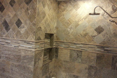 Inspiration for a mid-century modern bathroom remodel in Los Angeles