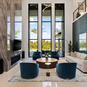 Modern Lakeside Home