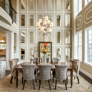 Traditional Dining Room