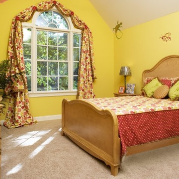 Tour Home- Spring Forest