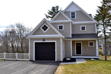 Craftsman exterior home idea in Boston
