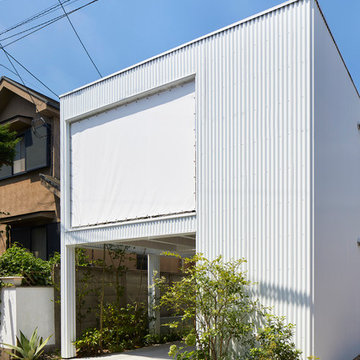 ８HOUSE ミニマリストの二世帯住宅