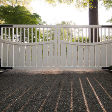 Driveway gates