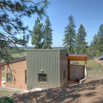 Acclaimed Hillside Home
