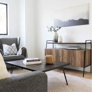 Bonus Upstairs Family Room in Large Los Angeles Urban Farmhouse