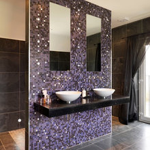 Vicki Bathroom