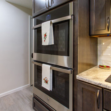 Spacious Eat In Kitchen in Rocky River