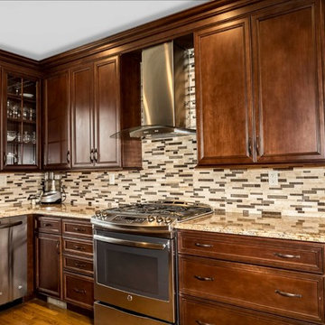 Starmark Cabinets Brisbane Cherry Nutmeg with Chocolate Glaze