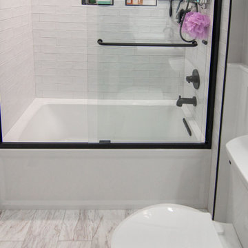 Traditional Style Master Bath With Walk-In Shower & Stand Alone Tub
