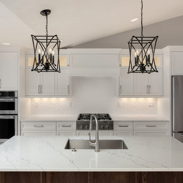 Beaverton Transitional Kitchen