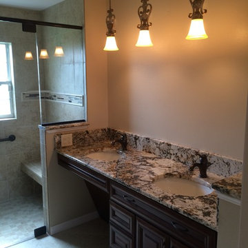Orlando Traditional Easy Living Bathroom