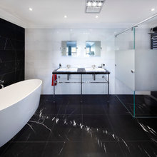 Bathroom Black tile
