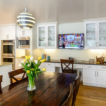 Bright & Spacious Kitchen