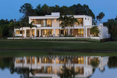 This is an example of a large modern exterior in Orlando.