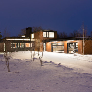 mHouse Innovative Modern Home Exterior