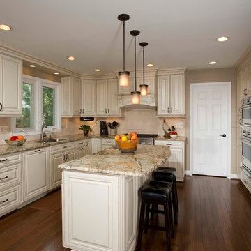 A Kitchen Designed for Family Gathering