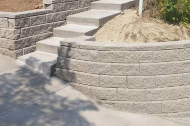 Custom Residential Concrete Retaining Walls and Stairs