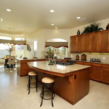 "Avila" Model Home in "Dry Creek" Clovis Tract
