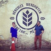 Sarah Shaheen's photo