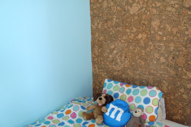Kids' room - contemporary kids' room idea in Toronto