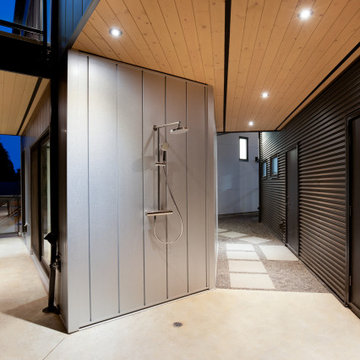 LANTERN HOUSE