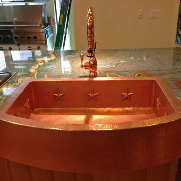 33" Rounded Front Copper Farmhouse Sink w/Stars by SoLuna