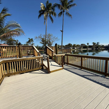 Floating Dock & Hinged Gangway