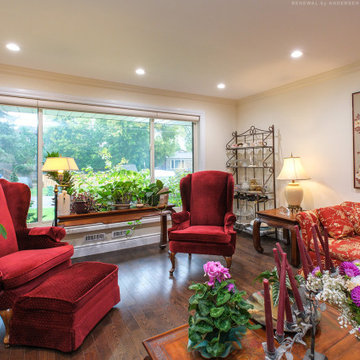 Sliding Window in Vibrant Living Room - Renewal by Andersen Greater Toronto & Ot
