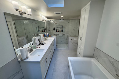 Minimalist bathroom photo in Seattle