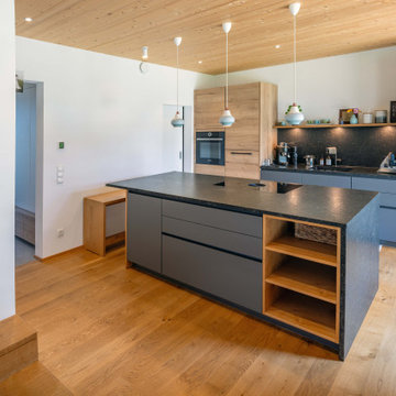 Energiesparhaus Großkarolinenfeld offene Küche