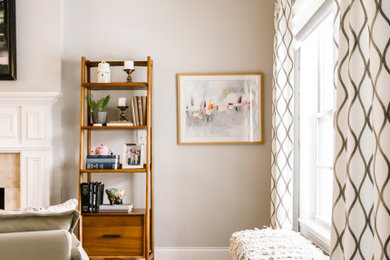 Living room photo in Chicago
