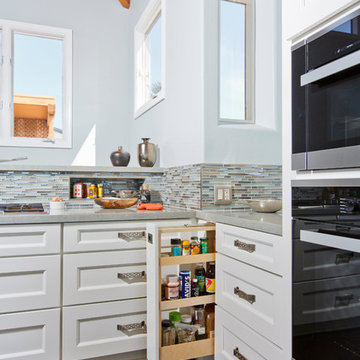 Cardiff By The Sea - Beach Front Home Remodel