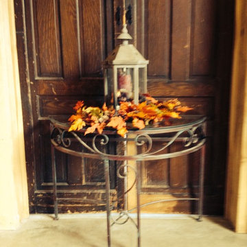 Fall Decorations at Wolf Den Farm