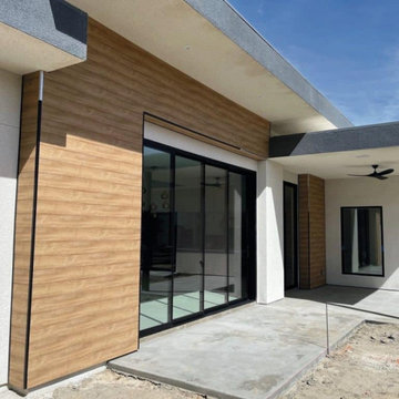 Palm Springs CA - Vacation Home - Aluminum Siding